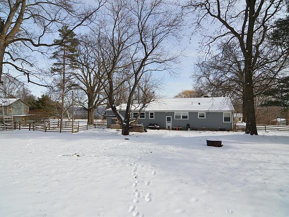 4th image of 140 Westhaven Rd