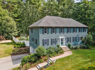 534 Martins Pond Rd, Groton, MA 01450