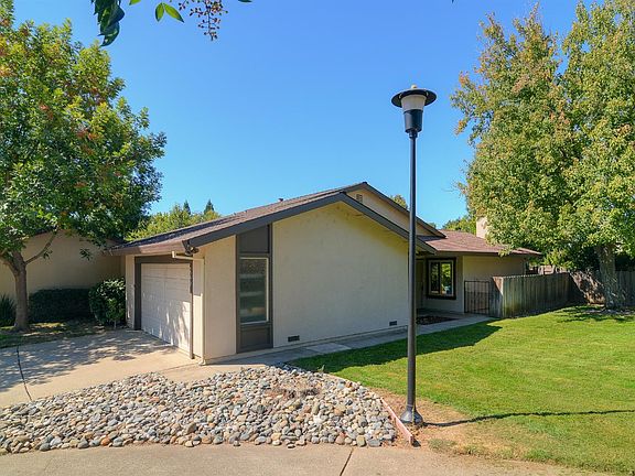 2nd image of 2274 Windhaven Ln