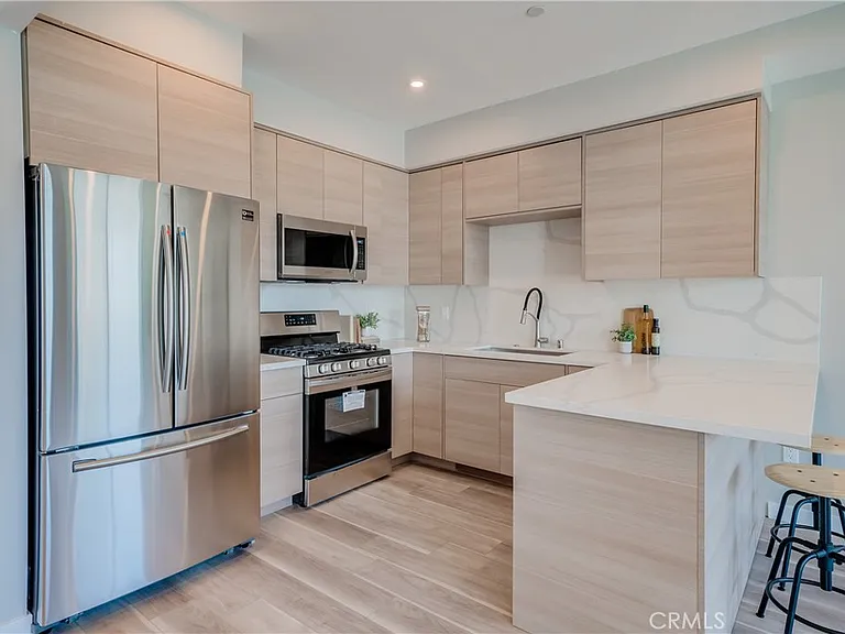 7018 Alabama Ave #203 — Photo 11