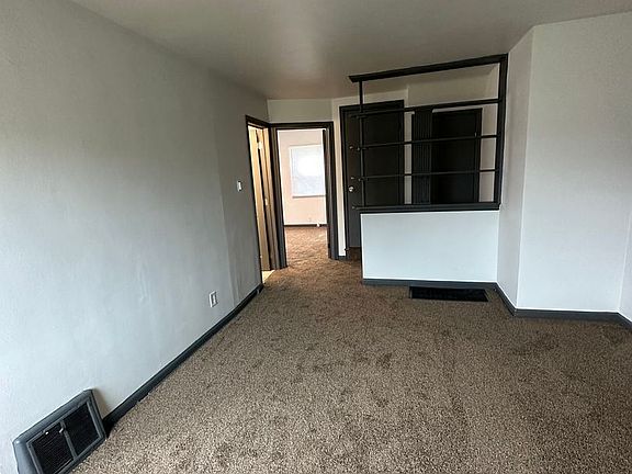 3rd image of 399-401 S Powell Ave