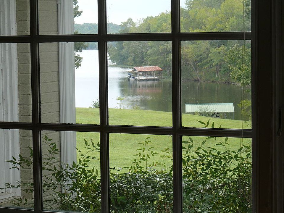 Lake View front of home