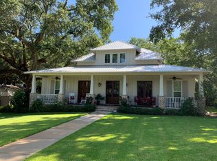 219 Pecan Ave, Fairhope, AL 36532