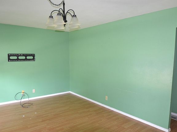 2nd image of 4015 W Virden Dr