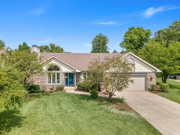 9628 Blue Mound Dr, Fort Wayne, IN 46804
