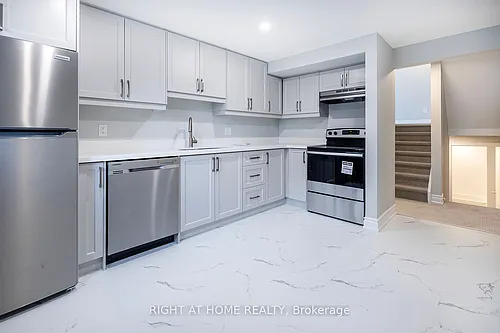 204 Johnson Ave Photo 1