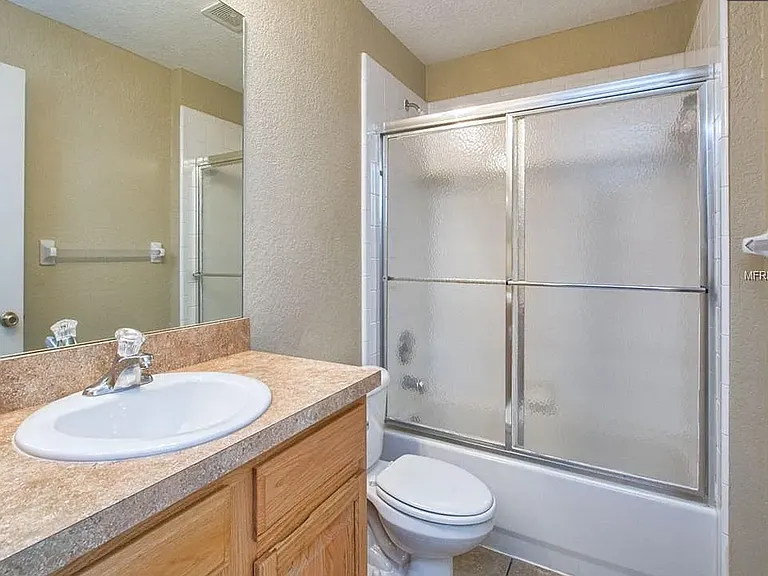 25024 Quaker Ridge Ave — Photo 19