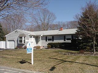 5th image of 61 Bellwood Ave