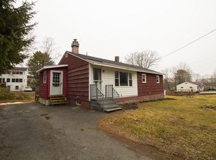 6 Pleasant St, Hampden, ME 04444