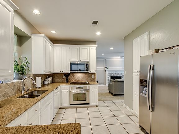 2nd image of 2413 Telluride Dr