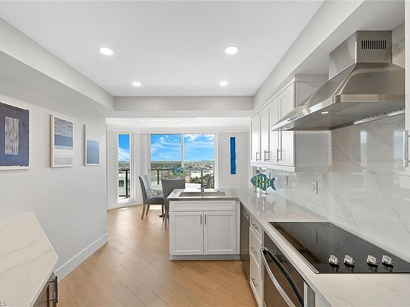 5th image of 4901 Gulf Shore BLVD N #2103