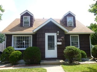 1018 N Ironwood Dr, South Bend, IN 46615