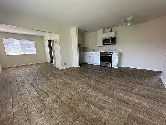 3rd image of 222 W Arrellaga St APT 6