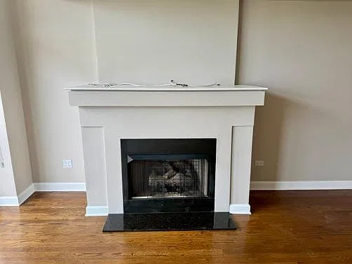 1201 W Adams St — Photo 4
