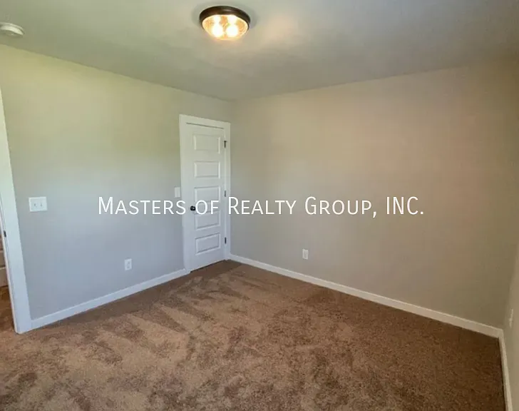 100 Cole Ln — Photo 26
