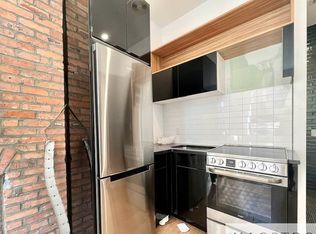 703 E 6th St #1A, New York, NY 10009