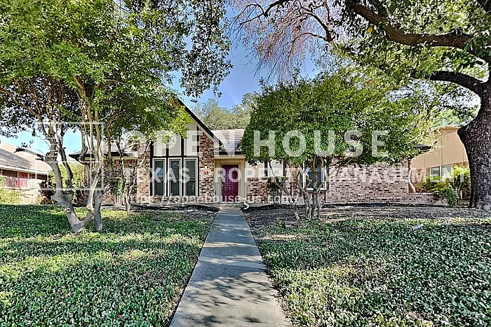 4413 Denver Dr