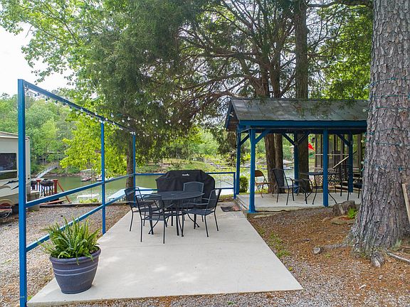 Image 2: Private Cabin