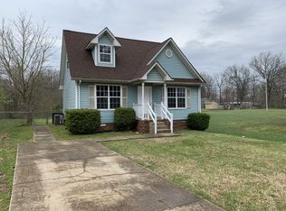 9189 Pembroke Oak Grove Rd, Oak Grove, KY 42262