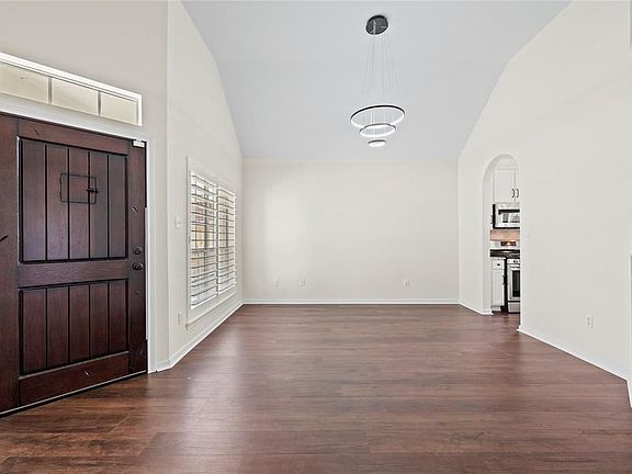 5th image of 4955 S Nelson Dr