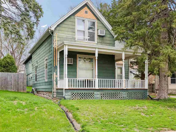 516 Church St, Iowa City, IA 52245
