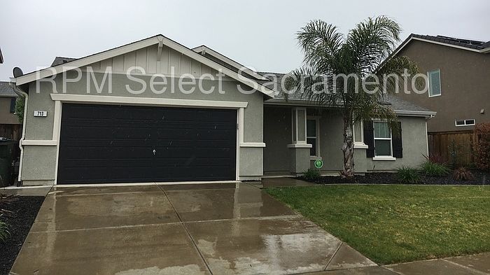 1st image of 713 Havenwood Dr