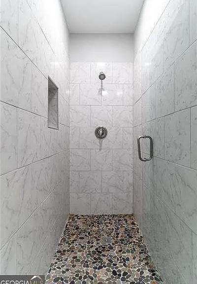 301 Cochin Dr — Photo 16