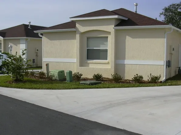 530 Ashford Ave, The Villages, FL 32162