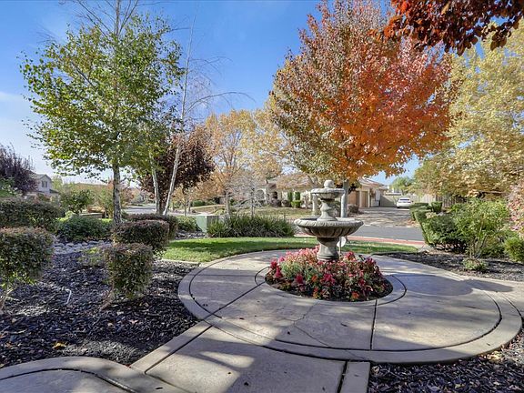 4th image of 4700 Waterstone Dr