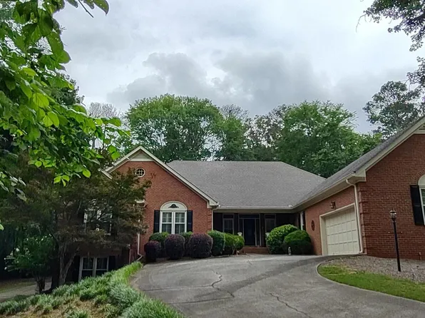 5015 Shadow Path Ln SW, Lilburn, GA 30047