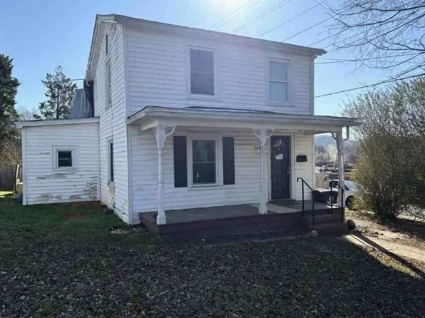 2468 Mosby Ave, Lynchburg, VA 24501