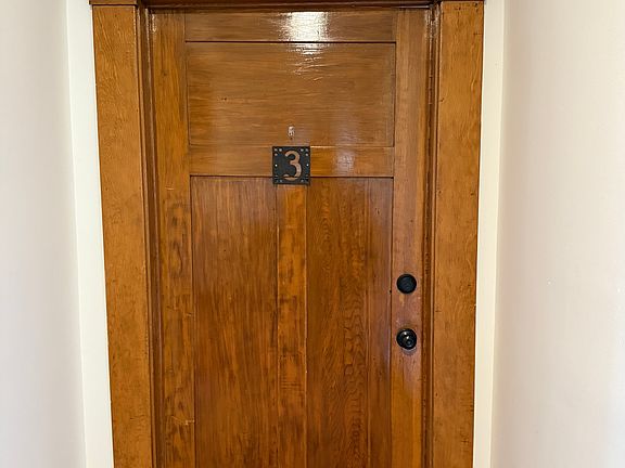 2nd image of 2234 W Adams Blvd #3