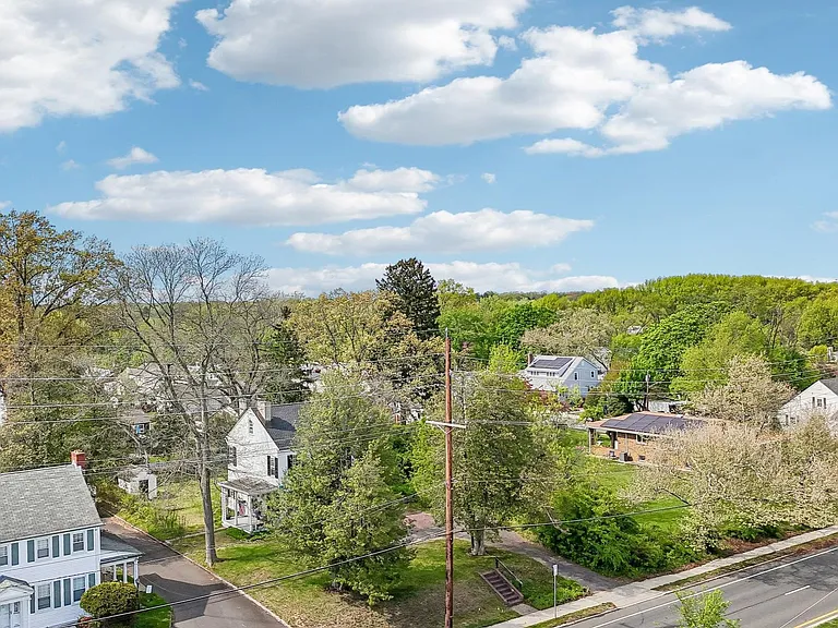 2167 Brunswick Ave — Photo 49