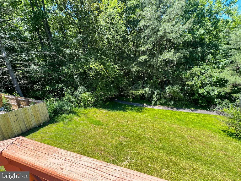 7822 Quill Point Dr — Photo 33