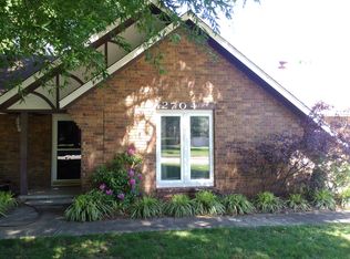 2704 Highland Dr, Rogers, AR 72756