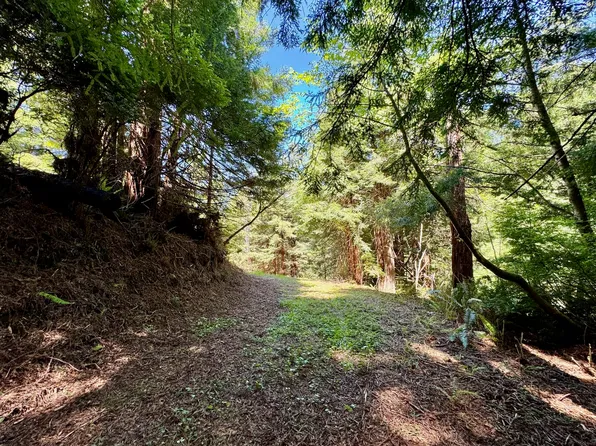 150 Tanglewood Dr, Eureka, CA 95503