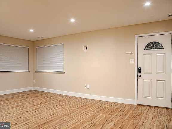 3rd image of 5714 Nordeen Oak Ct