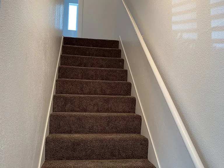 399 W 200 N — Photo 15