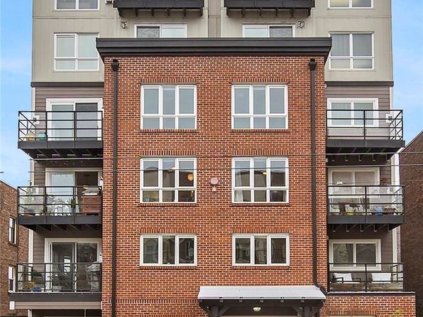 319 Summit Ave E APT 601