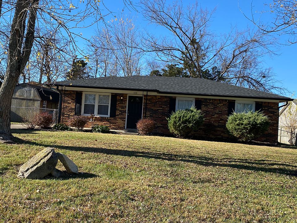 1st image of 328 Greenfield Cir