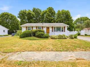 20 Pine Hill Ter, Rockland, MA 02370