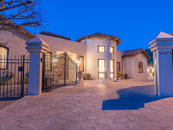 3rd image of 31573 Saddletree Dr