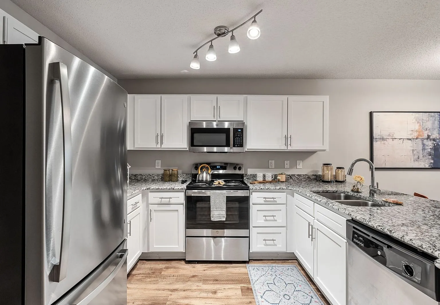 Summerlin Ridge Apartments — Photo 3