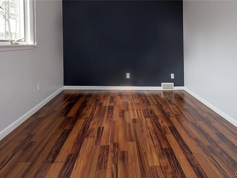 35 Lakeview Cir — Photo 17