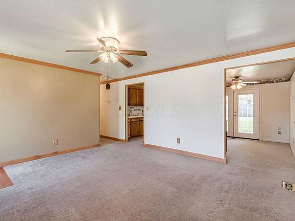 5th image of 1940 Arapaho Dr