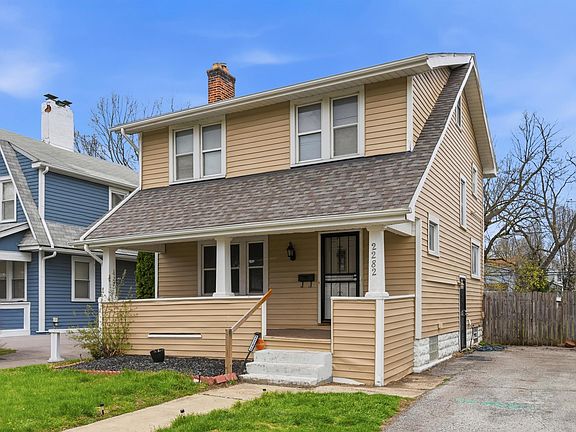 3rd image of 2282 Willamont Ave