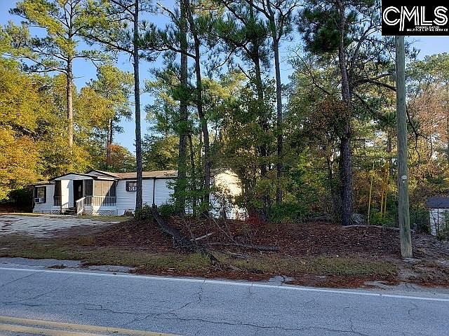 2nd image of 300 Warner Dr