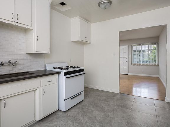 5th image of 5440 Willowcrest Ave #5