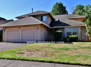 10646 SW Kent St, Tigard, OR 97224