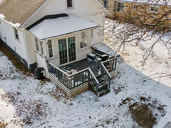 4th image of 1126 Hinckley Blvd